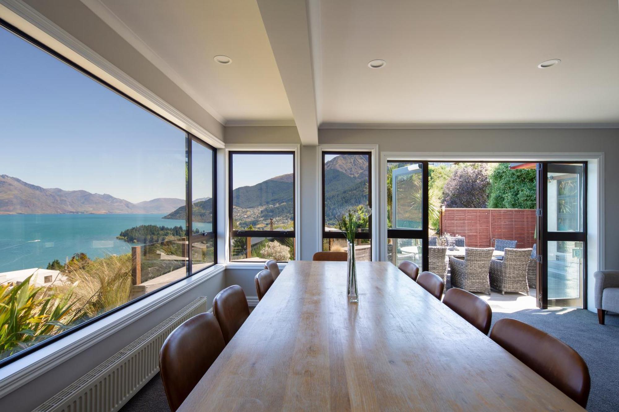 Matterhorn Lodge By Sotheby'S Luxury Rental Homes Квинстаун Экстерьер фото